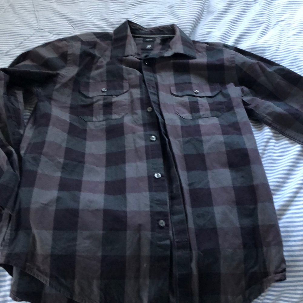 Long sleeve button shirt